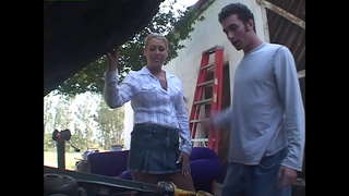 Dauguma subrendusių moterų ieško jaunų vaikinų-Chelsea Zinn, Darien Ross, Envy Envy, Kiss