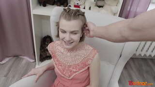 18videoz - Wao ni POV-style kama yeye anatoa yake kubwa sensual blowjob