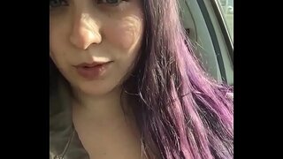 Masterbating อยู่ในรถของฉัน