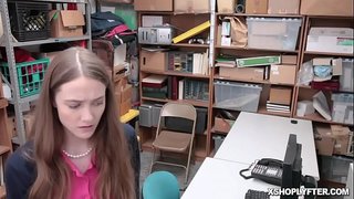 Эрик Лорен һәм офицер булараҡ роговой йәш үҫмерҙәр өләсәһе Буйынса бангкаға булыр shoplyfting ЛП