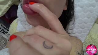 ���៊ិចស៊ីថ្នាក់ខ្ពស់ចង្អុលរហូតដល់ឪពុកម្តាយមើលឃើញ-ត្រេកត្រអាលទោ