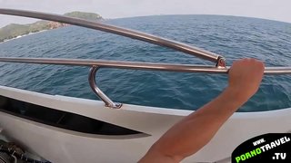 ���რულყოფილი სხეულის thai girl მიიღეთ big dick on speedboat